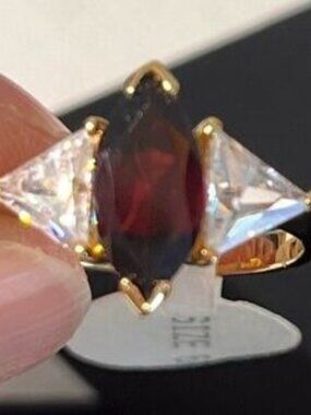 Fifth Avenue Austrian Crystal  Gold Ring. Nickel  Lead free. Sz 6